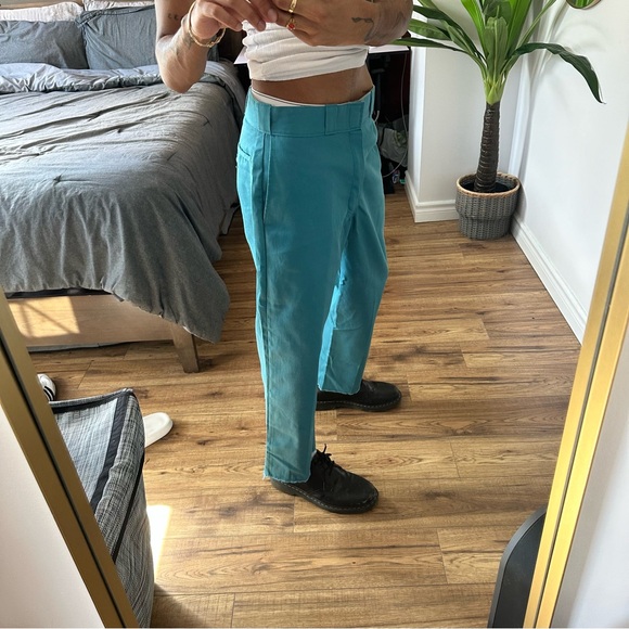 Dickies UO Exclusive 874 Cutoff Work Pants - Picture 5 of 6